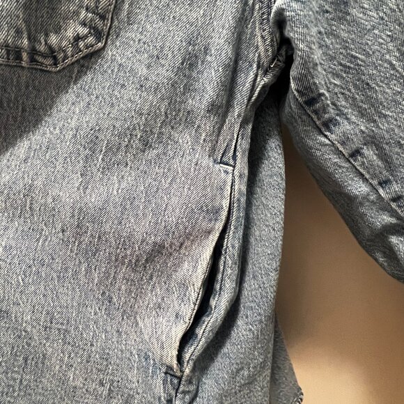 A&F Light Wash Denim Shacket - Picture 5 of 6